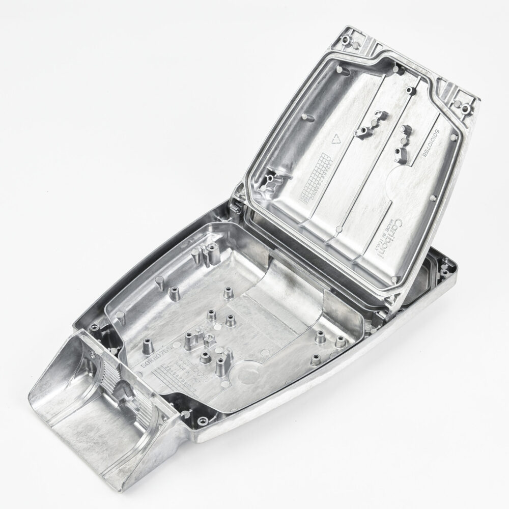 Flood light housing